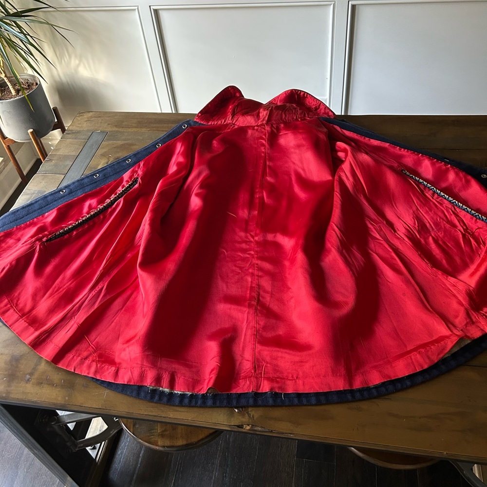 Vintage 100% wool hooded cape flawless vintage condition - Picture 2 of 4